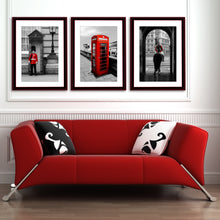 Load image into Gallery viewer, Fine Art Print, London Guard on Horse